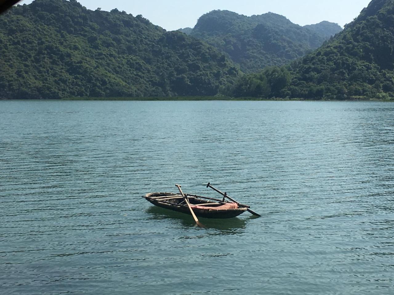 Nam Phuong Hotel Dong Khe Sau Экстерьер фото