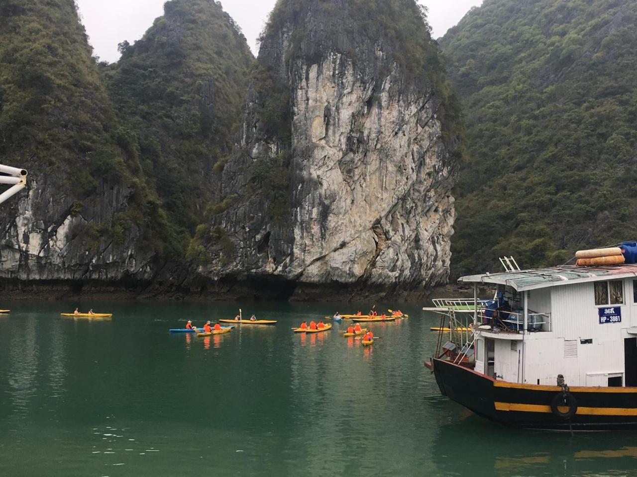 Nam Phuong Hotel Dong Khe Sau Экстерьер фото