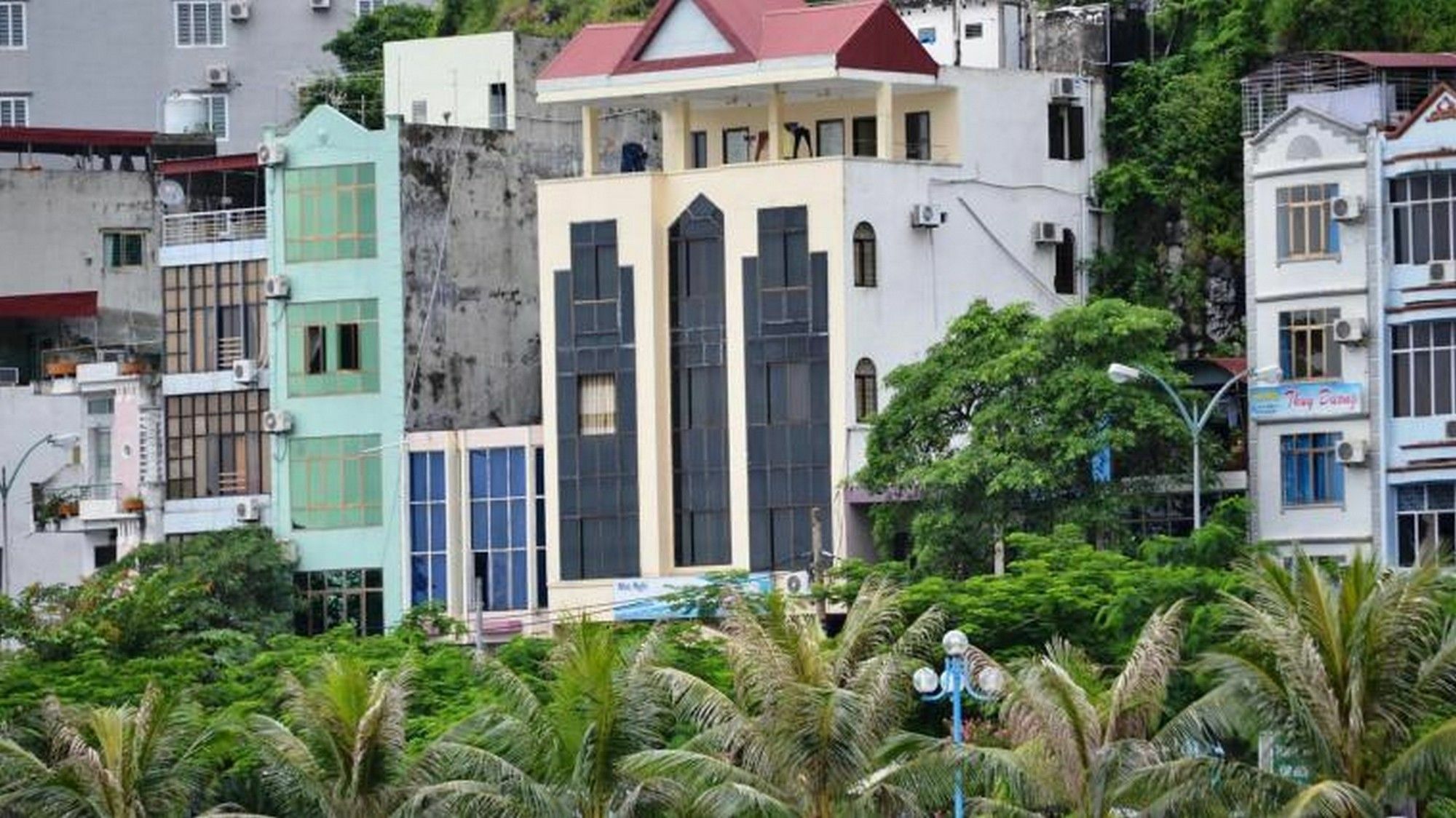 Nam Phuong Hotel Dong Khe Sau Экстерьер фото